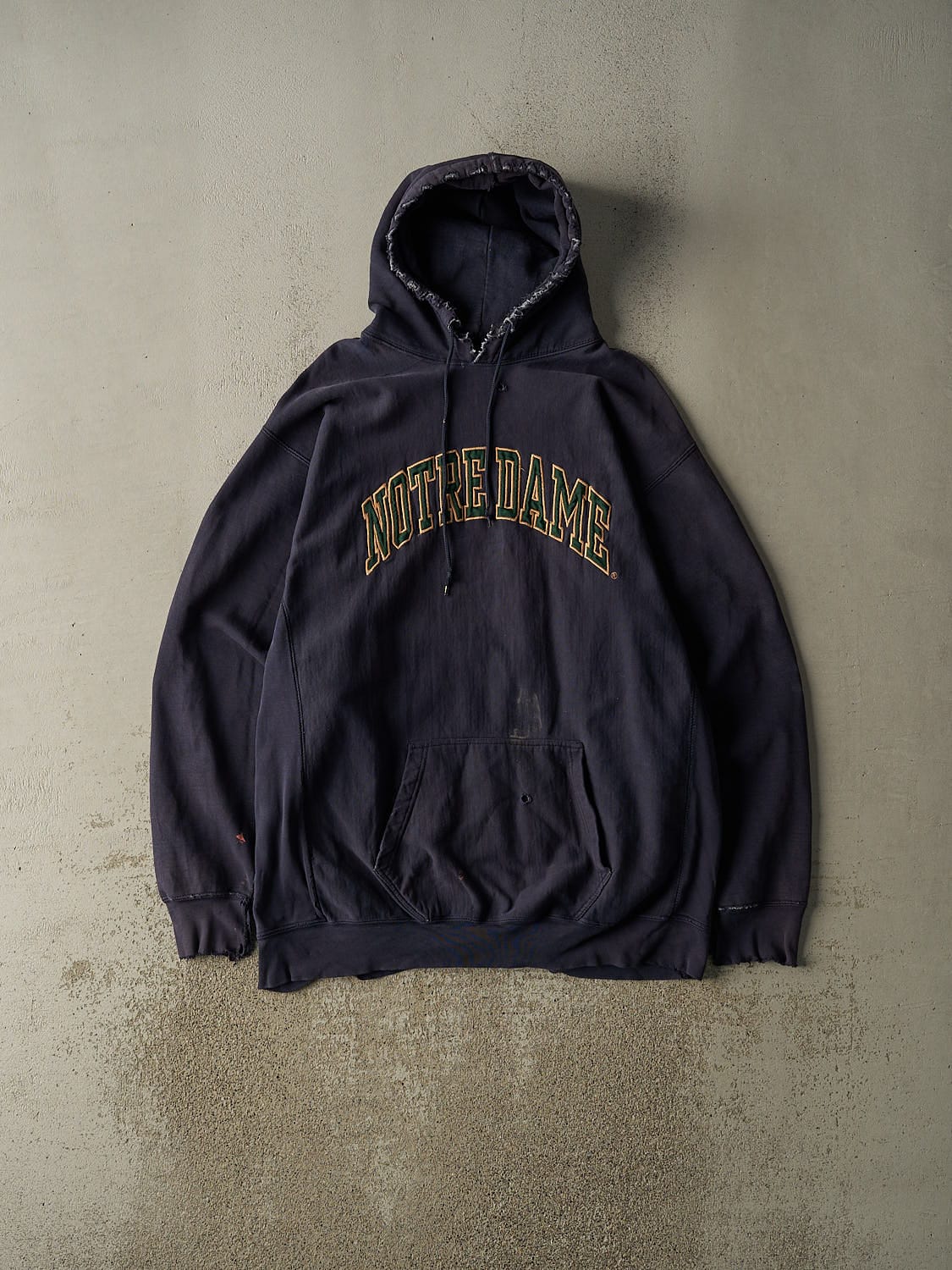 Vintage 90s Sun Faded Navy University of Notre Dame Embroidered Hoodie (XXL)