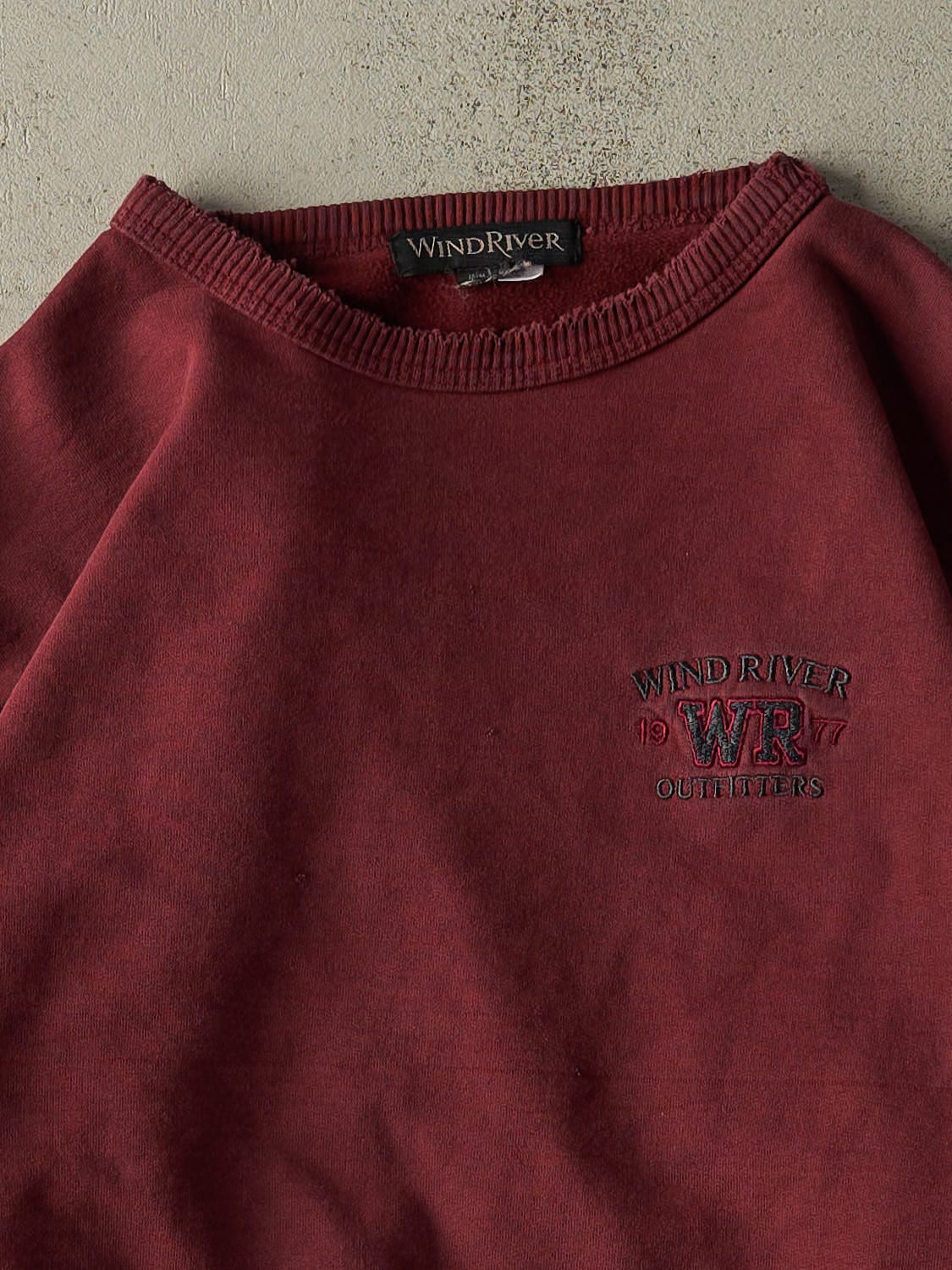 Vintage 90s Burgundy Wind River Embroidered Crewneck (M/L)