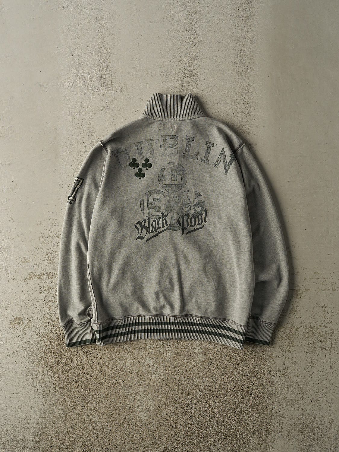 Vintage Y2K Grey Ireland Embroidered Zip Up Sweatshirt (M/L)