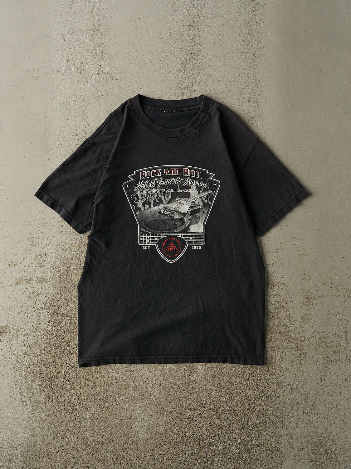 Vintage Y2K Black Rock & Roll Hall Of Fame Tee (M/L)
