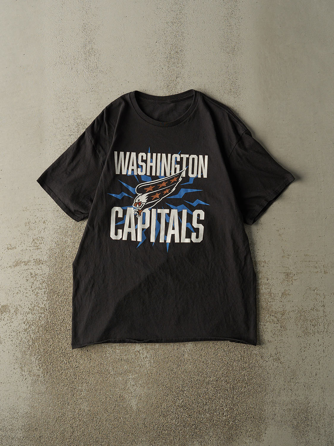 Vintage Y2K Black Washington Capitals Tee (L/XL)