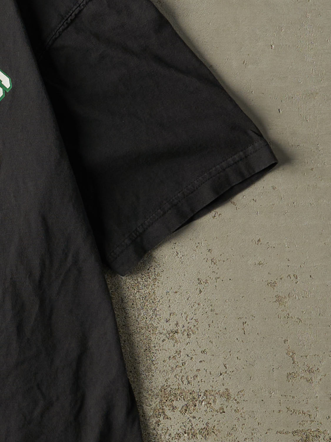 Vintage 10' Faded Black Saskatchewan Roughriders Tee (XS/S)