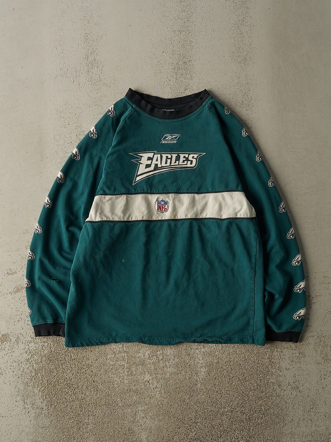 Vintage Y2K Green Philadelphia Eagles Long Sleeve (L)