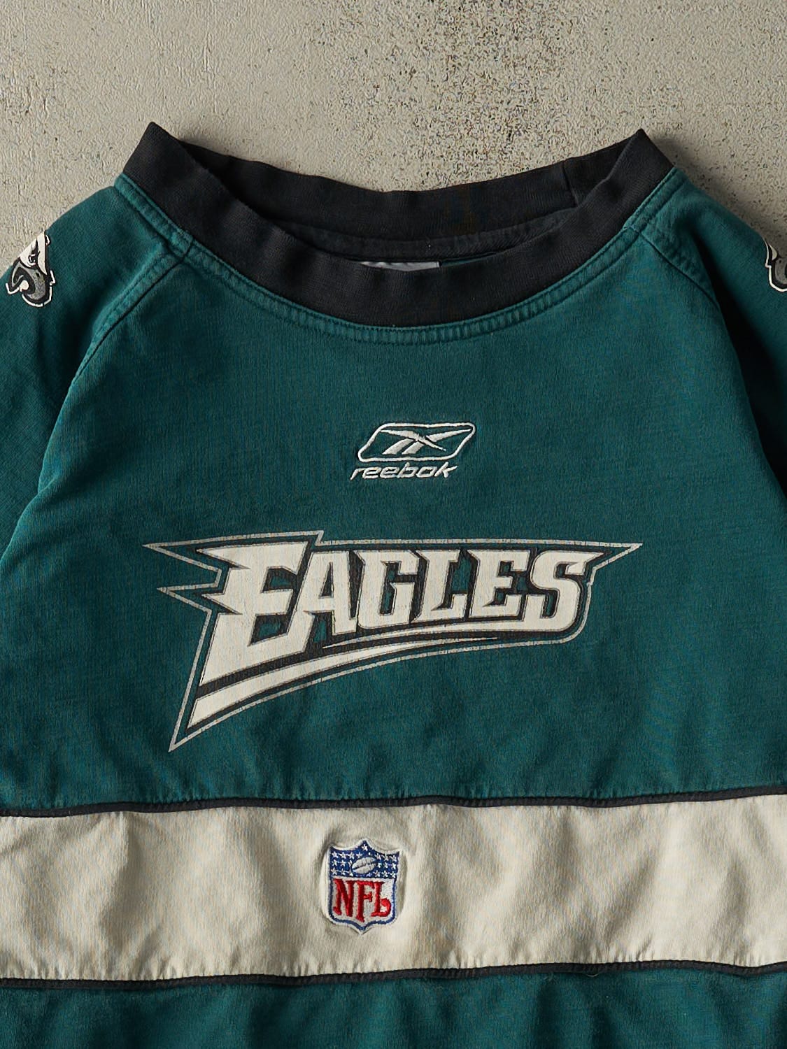 Vintage Y2K Green Philadelphia Eagles Long Sleeve (L)