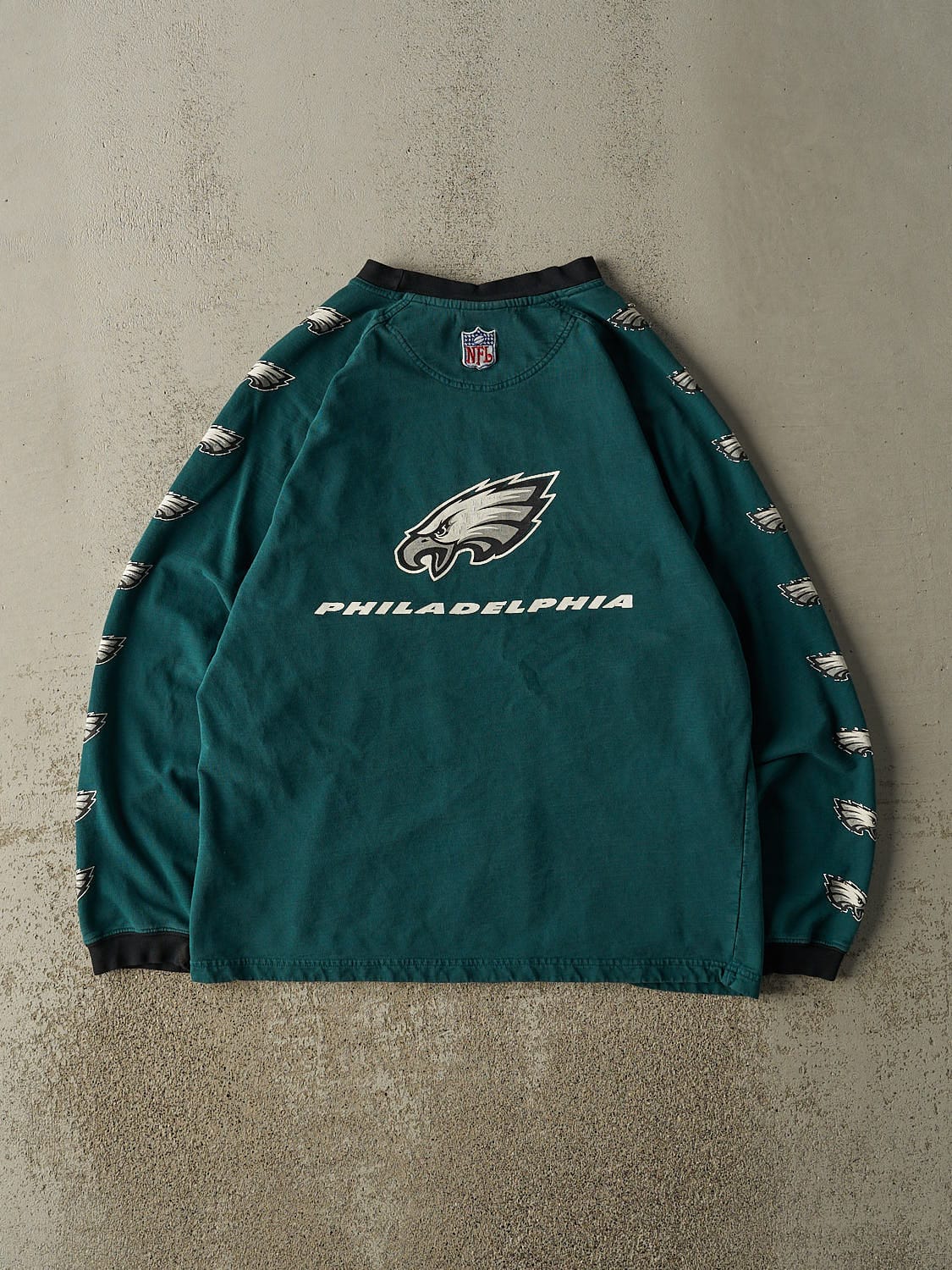 Vintage Y2K Green Philadelphia Eagles Long Sleeve (L)