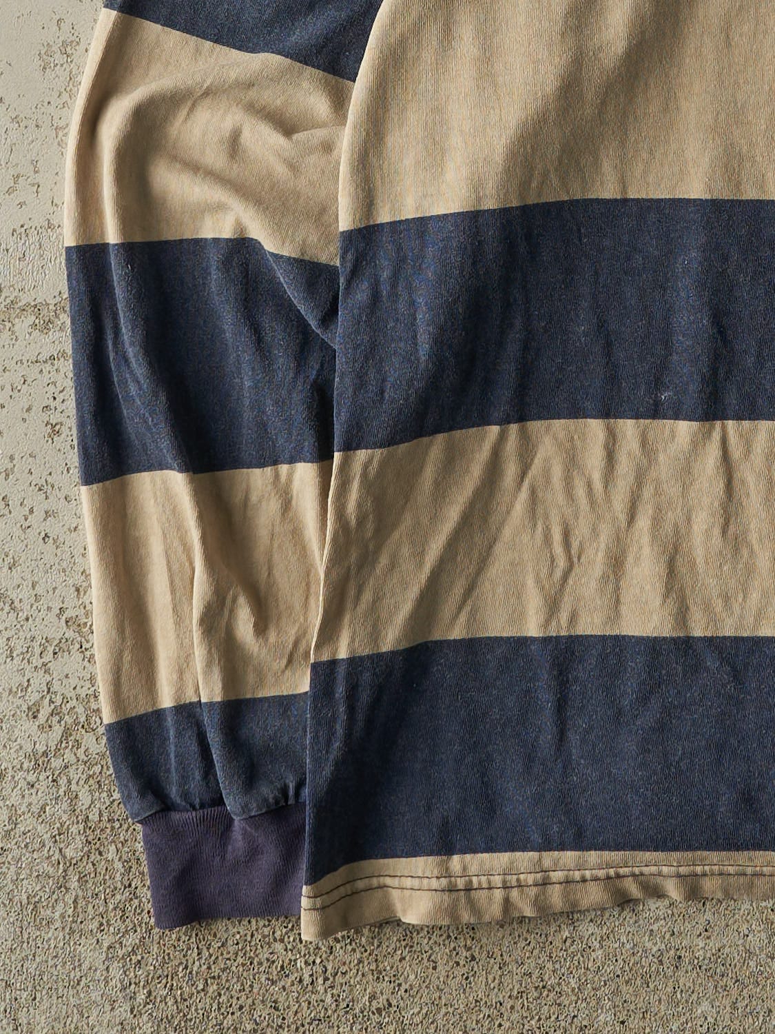 Vintage 90s Beige & Navy Kodiak Grizzly Striped Long Sleeve (XL/XXL)
