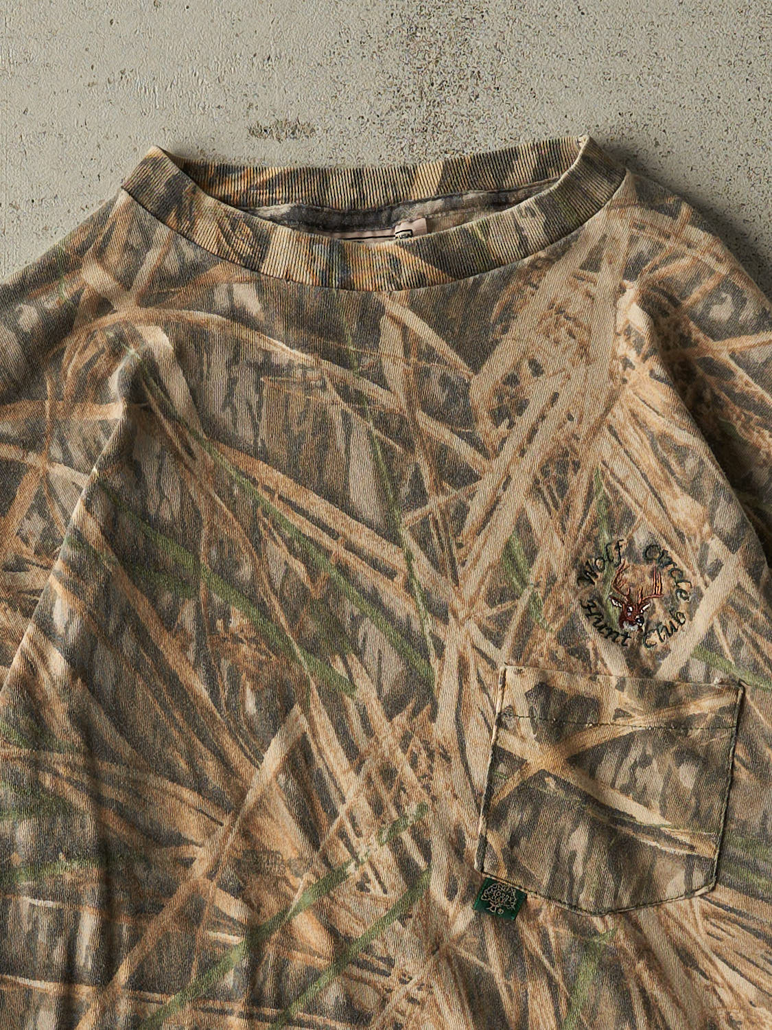 Vintage 90s Camo Mossy Oak Embroidered Pocket Long Sleeve (L)