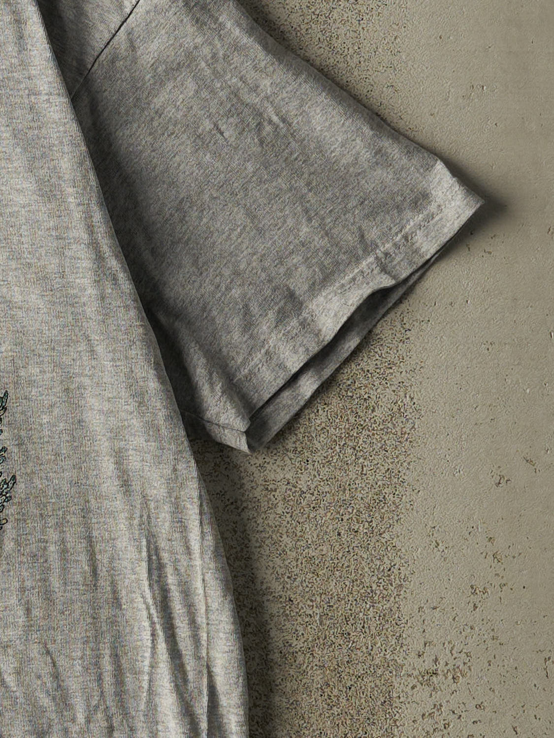 Vintage Y2K Grey Ontario Nature Tee (M/L)