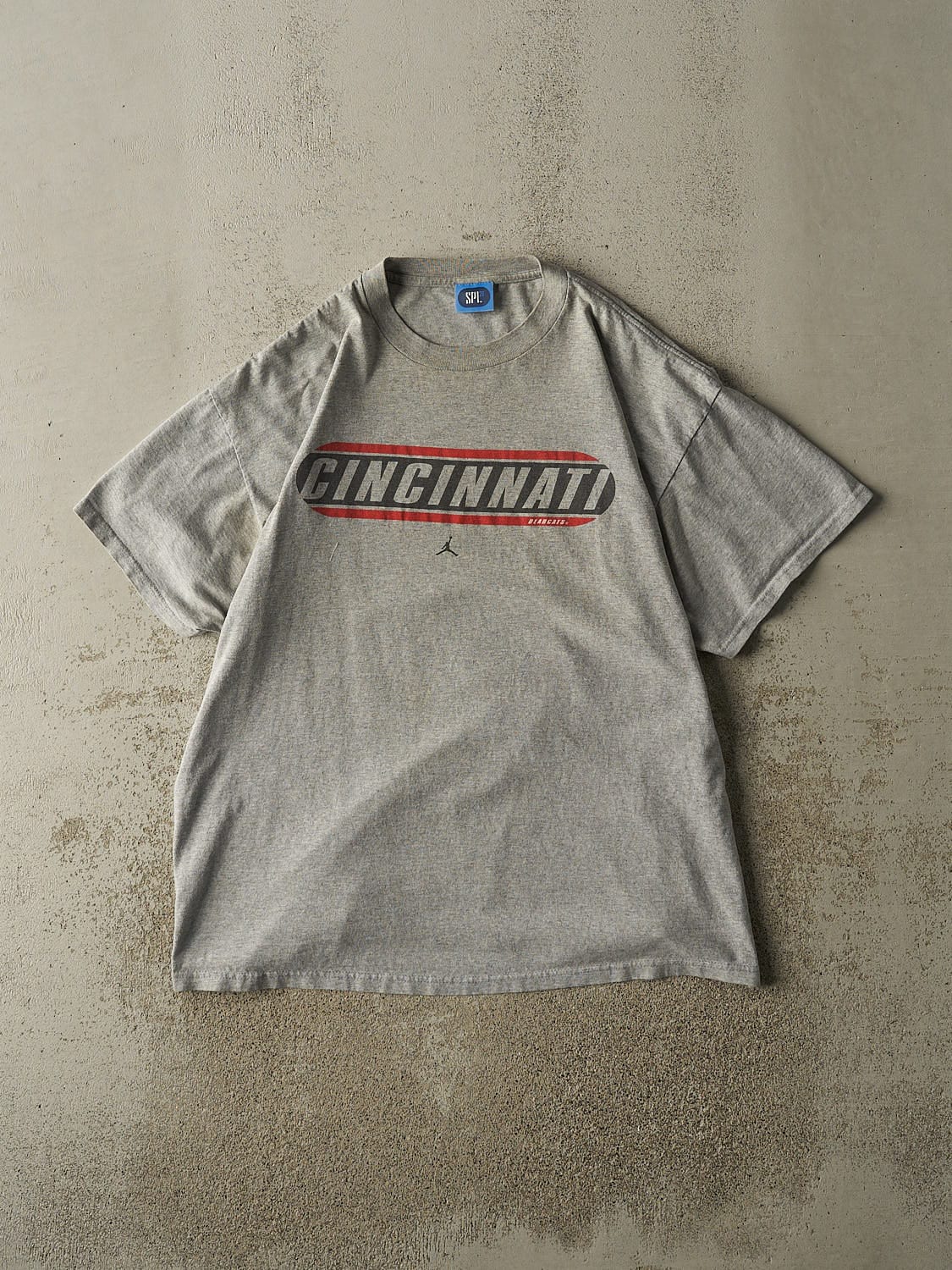 Vintage Y2K Grey University of Cincinnati x Jordan Tee (XL/XXL)