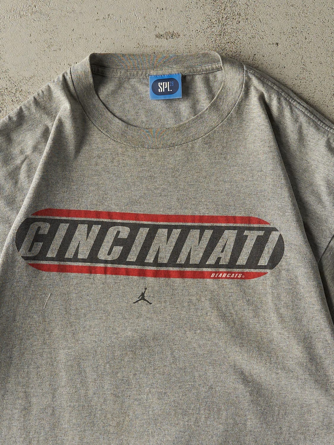 Vintage Y2K Grey University of Cincinnati x Jordan Tee (XL/XXL)