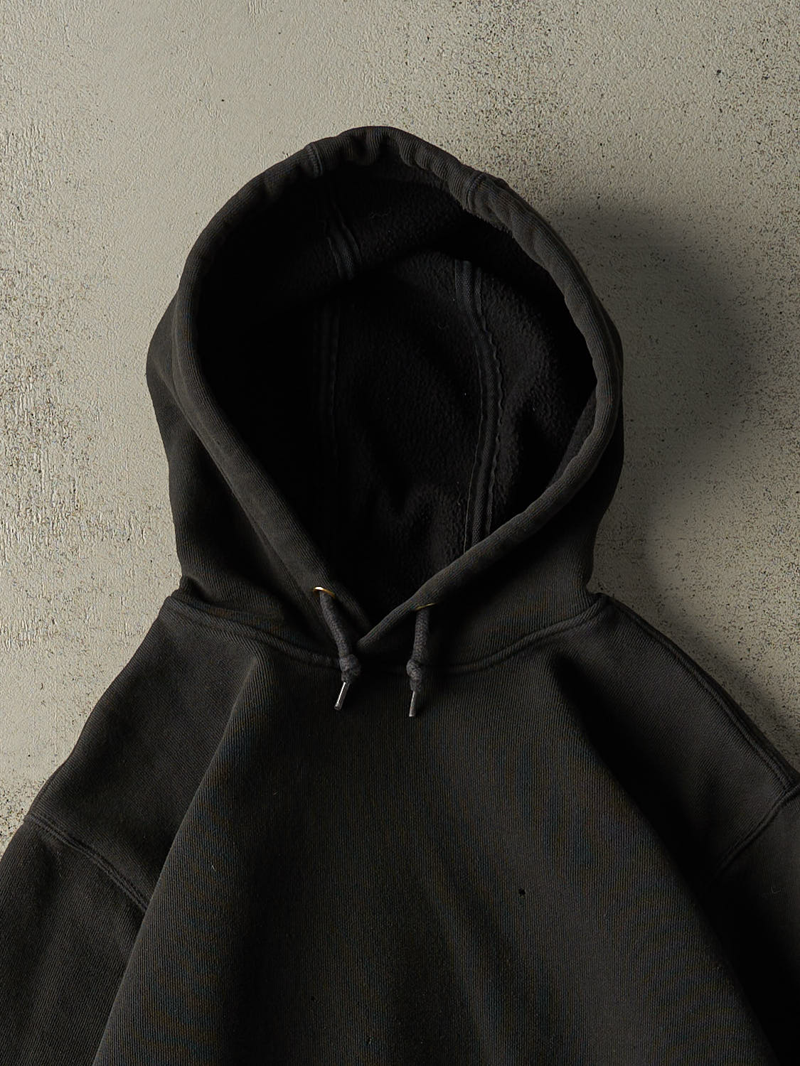 Vintage Y2K Black Carhartt Hoodie (S/M)