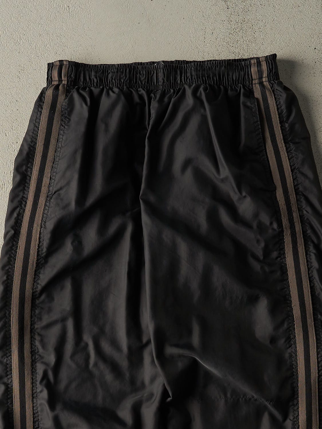 Vintage 90s Black Nike Embroidered Track Pants (28x31)