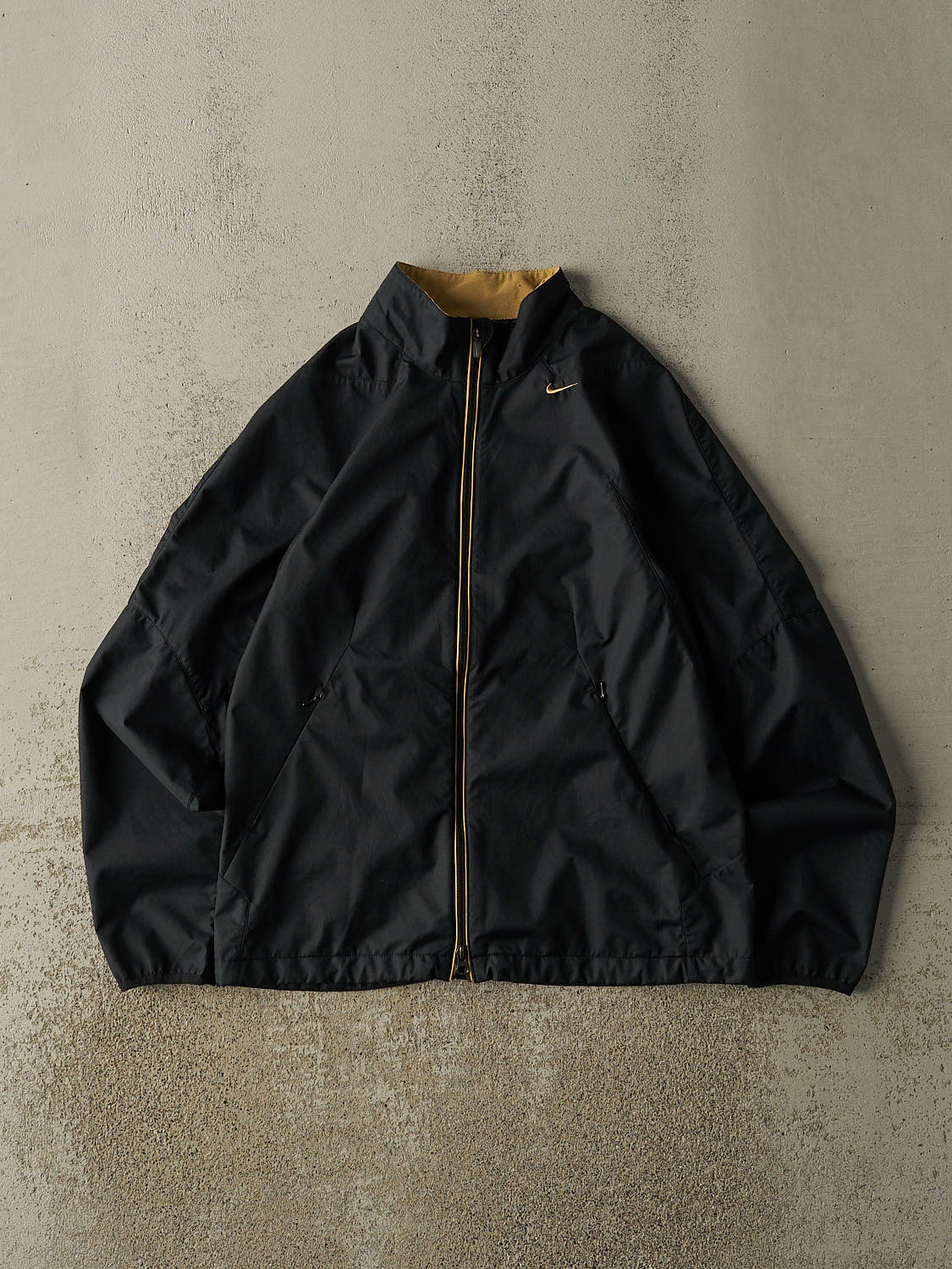 Vintage Y2K Black Nike Windbreaker Jacket (XS/S)