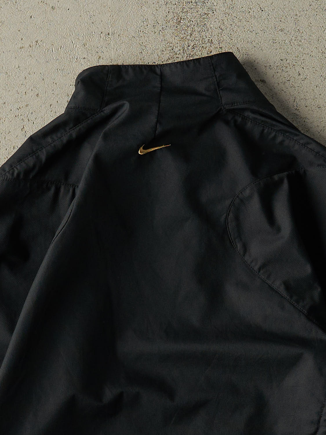 Vintage Y2K Black Nike Windbreaker Jacket (XS/S)