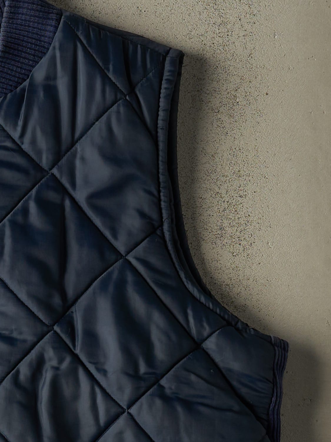 Vintage 80s Navy Blue Puffer Work Vest (L/XL)