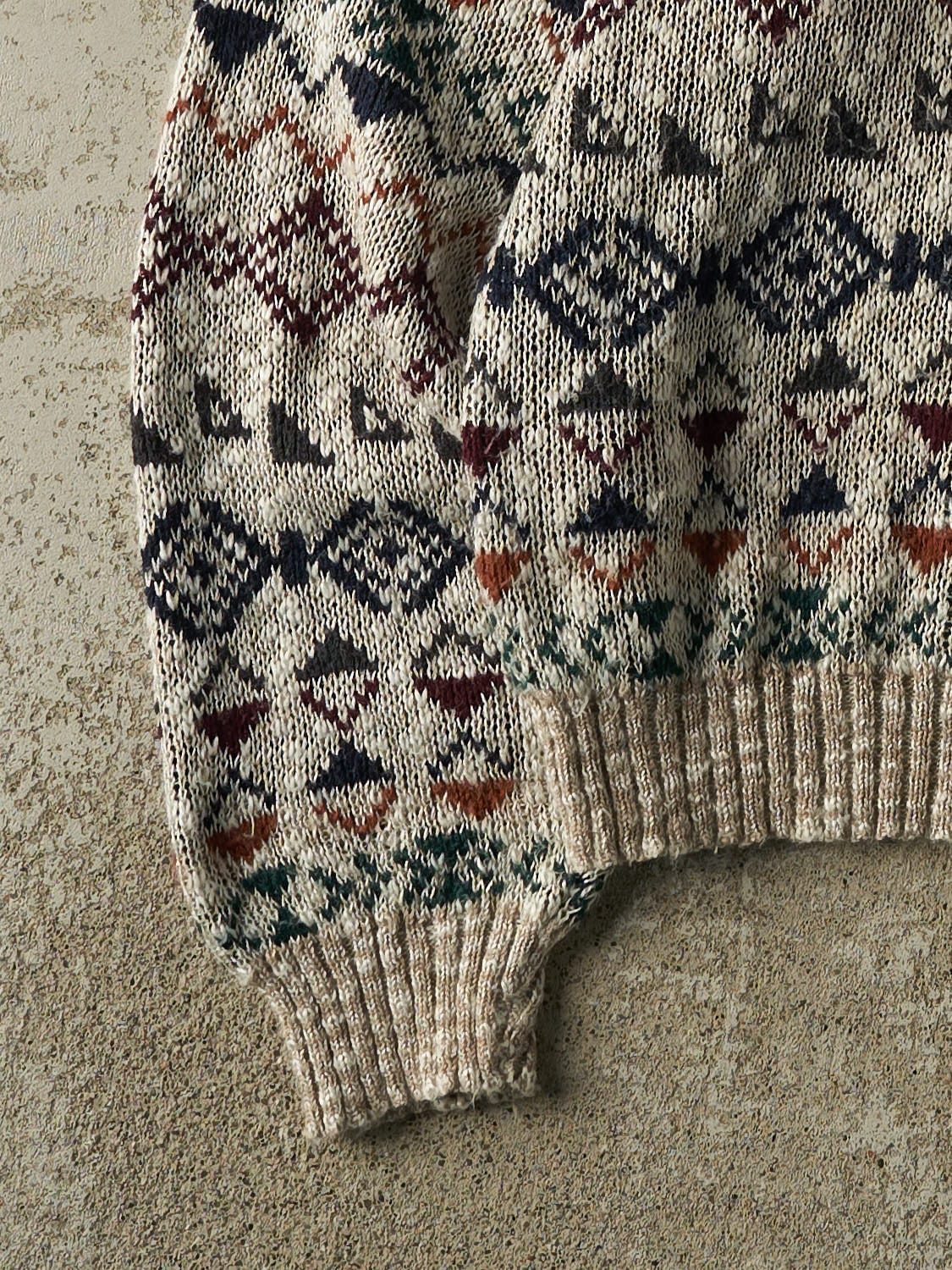 Vintage 90s Beige Patterned Knit (L/XL)