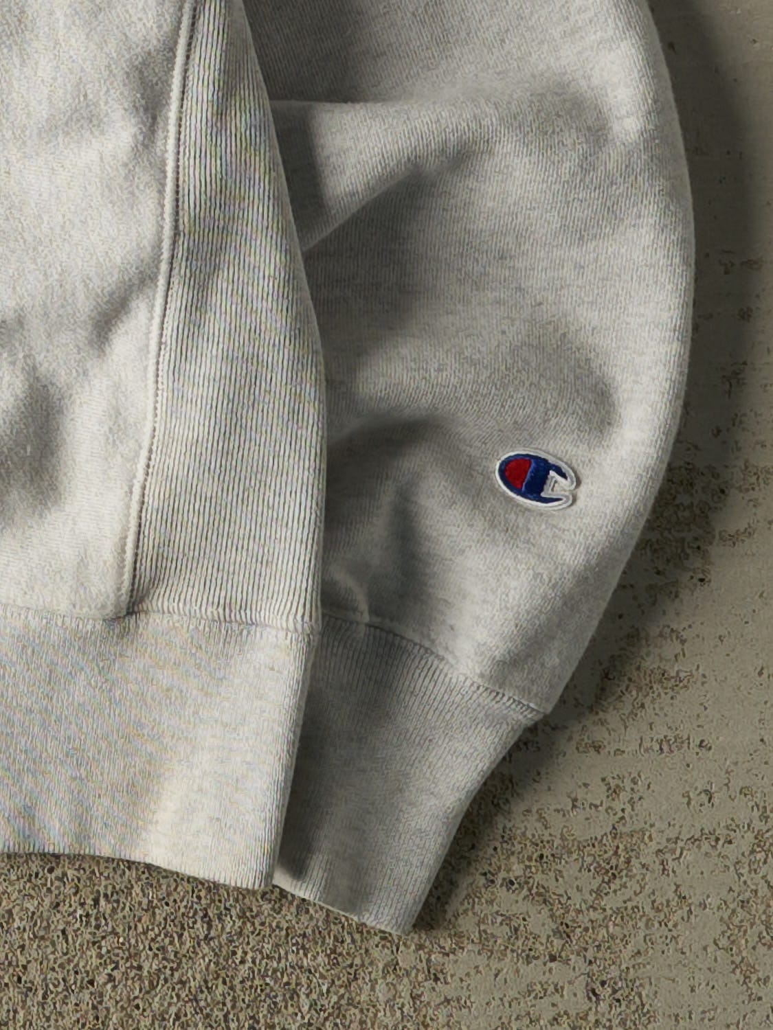 Vintage Y2K Heather Grey Champion Reverse Weave Alvernia University Crewneck (S/M)