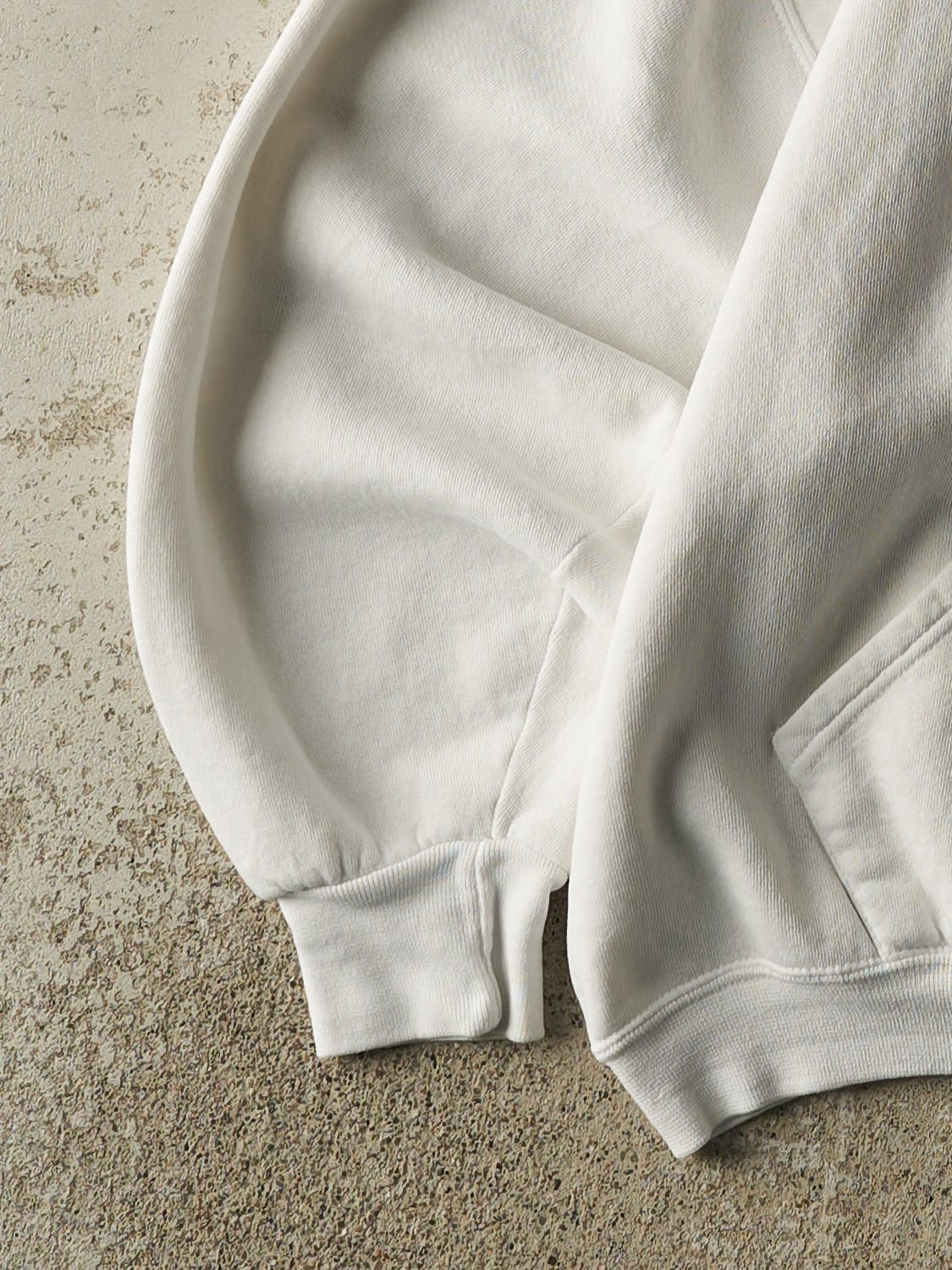 Vintage Y2K White Russell Athletic Hoodie (L)