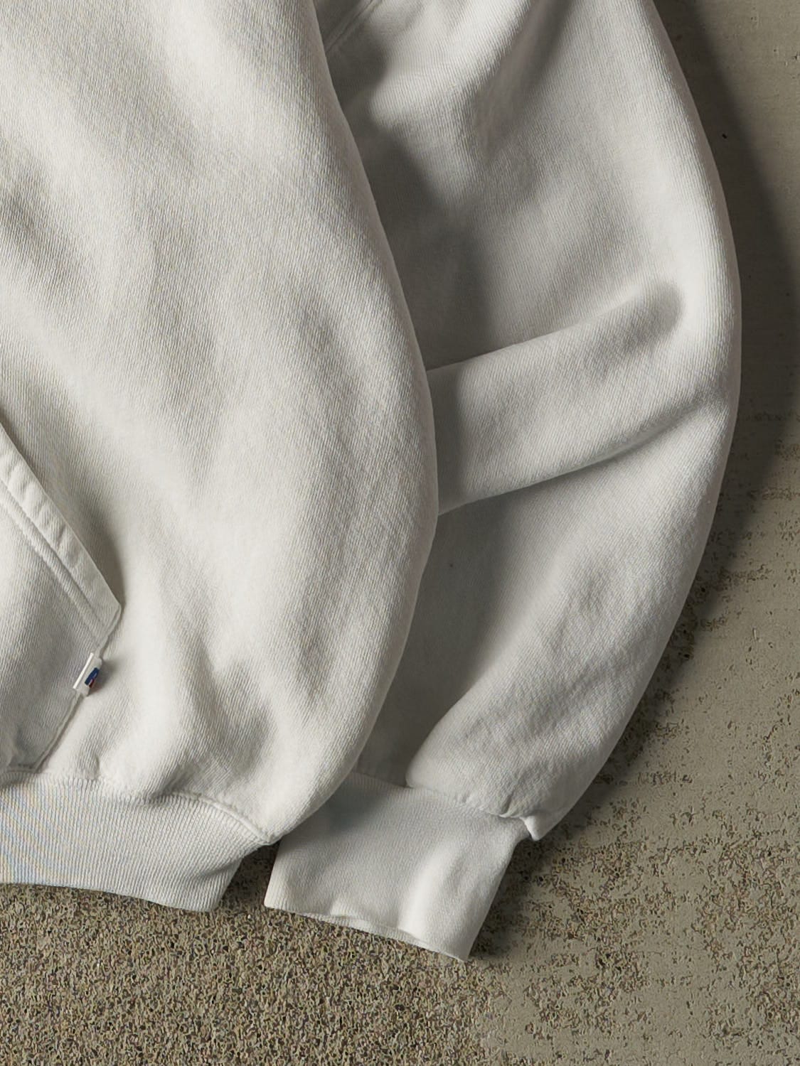 Vintage Y2K White Russell Athletic Hoodie (L)