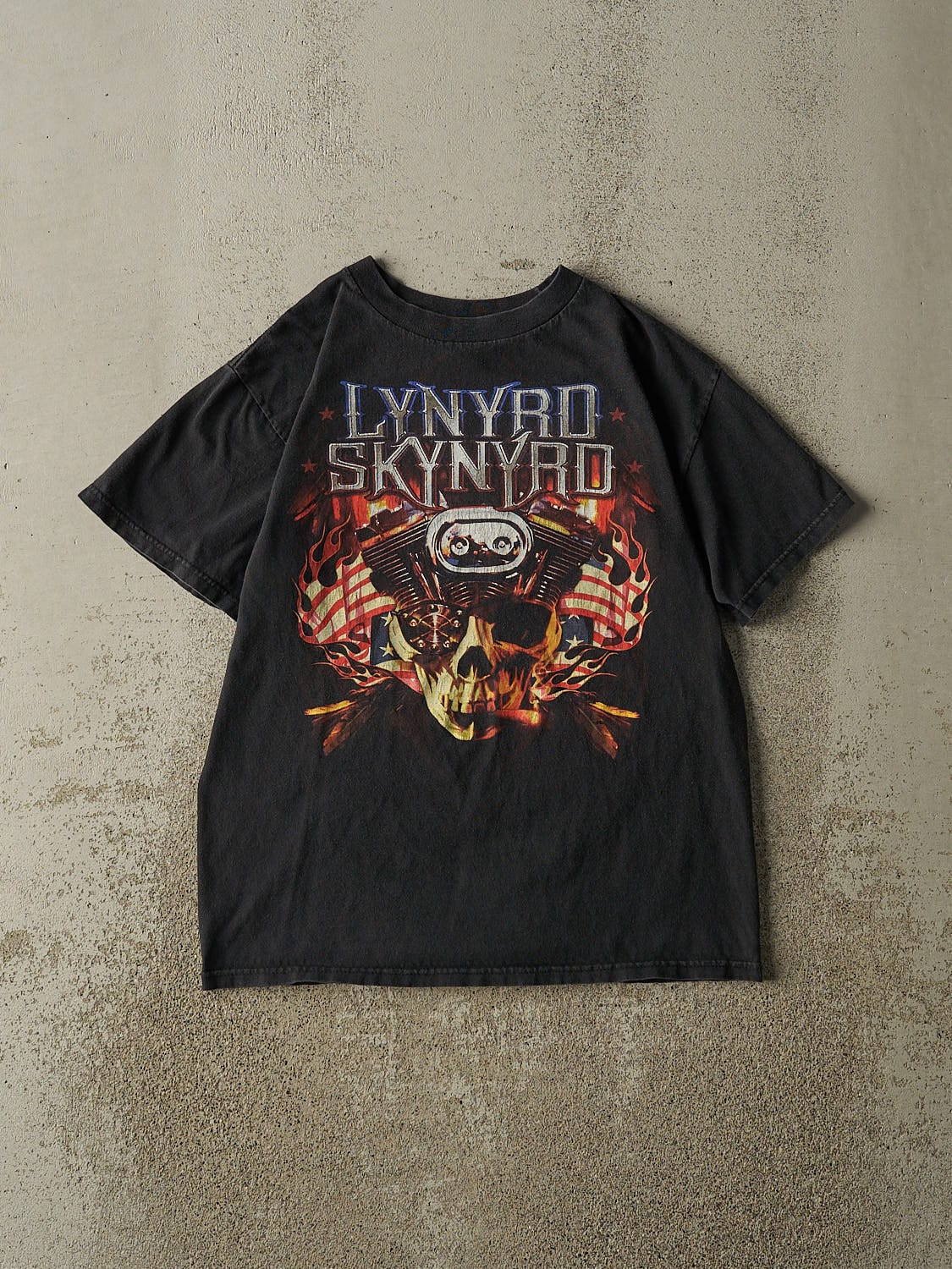 Vintage Y2K Black Lynyrd Skynyrd Tee (S/M)