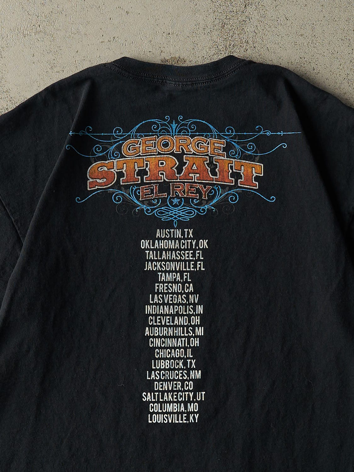 Vintage Y2K Black George Strait "El Rey" Tee (L/XL)