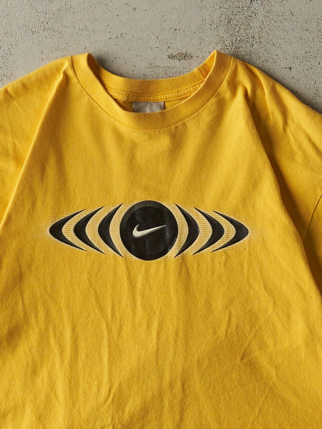 Vintage Y2K Yellow Nike Tee (L/XL)