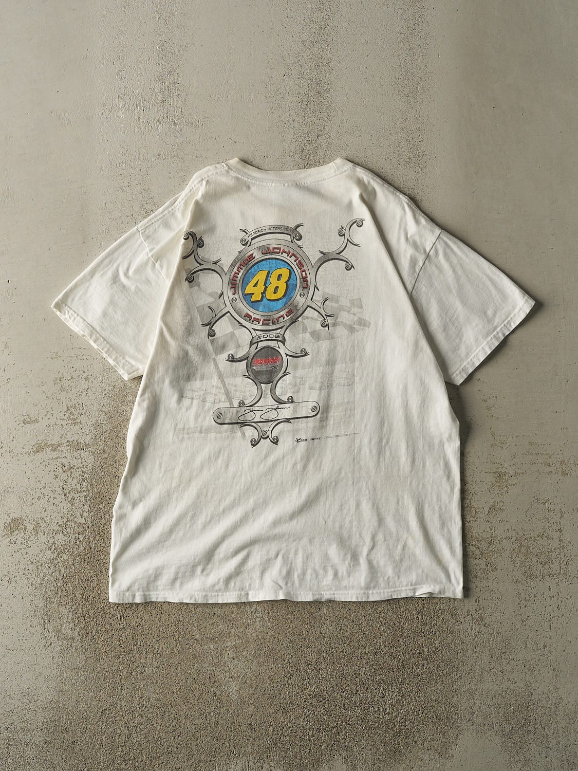 Vintage 06' White Nascar Jimmie Johnson Tee (XL)