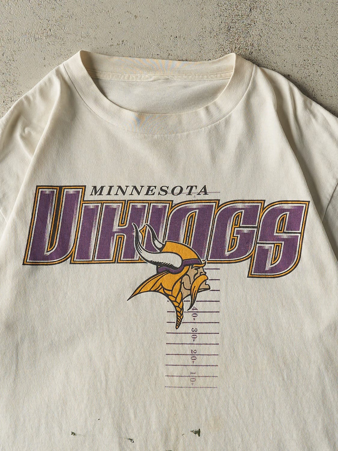 Vintage 90s White Minnesota Vikings Tee (L)