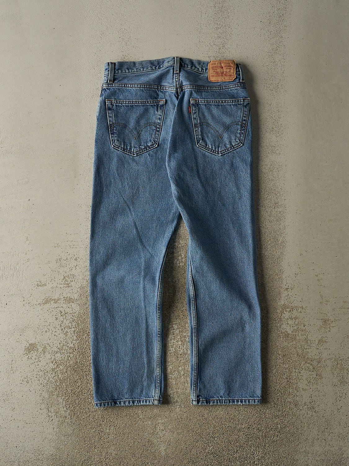 Vintage 90s Mid Wash Levi's 505 Jeans (31x29)
