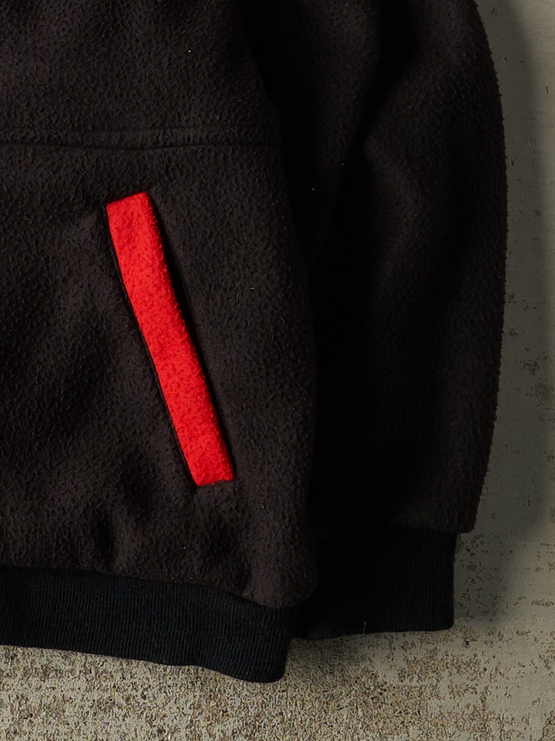 Vintage 90s Black Pontiac Embroidered Fleece Jacket (M/L)