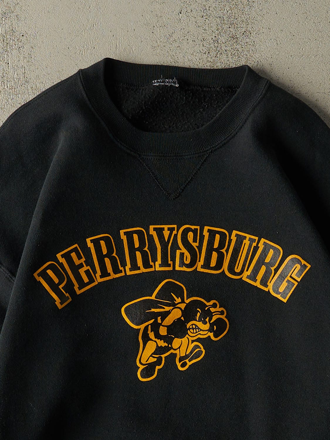 Vintage Y2K Black Russell Athletic Perrysburg Crewneck (M)