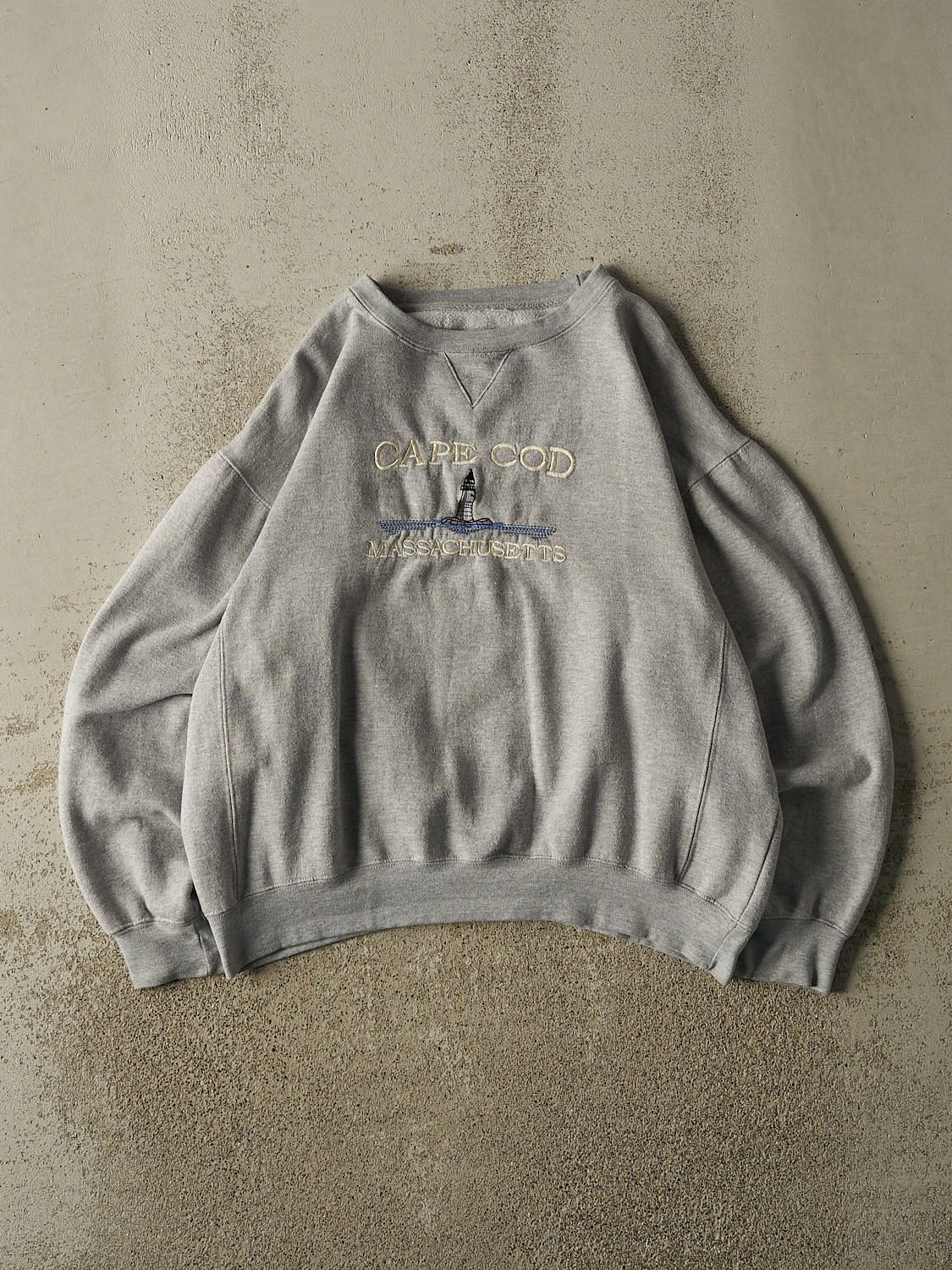 Vintage 90s Grey Cape Cod Embroidered Crewneck (M)