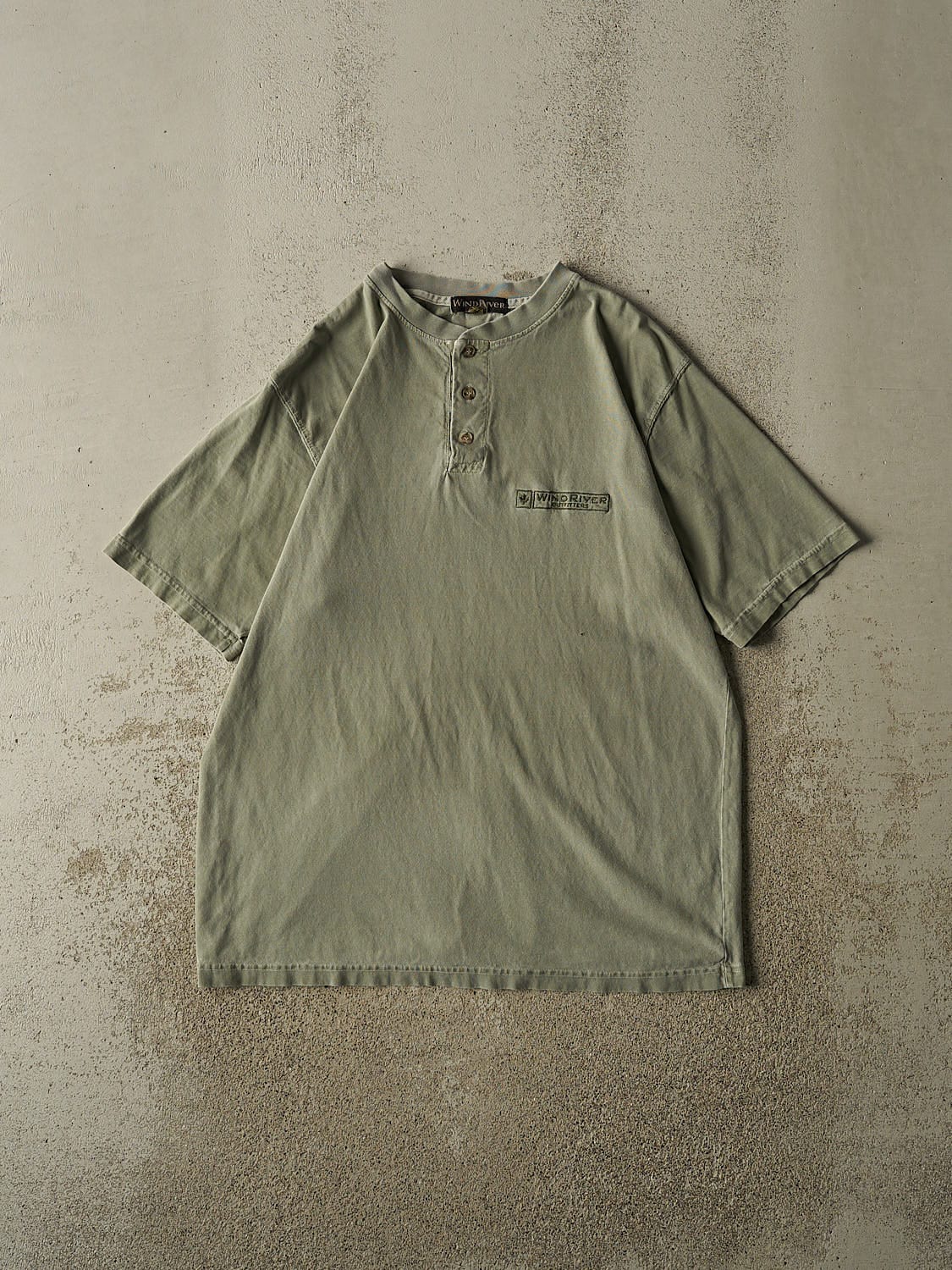 Vintage 90s Washed Green Wind River Embroidered Quarter Button Tee (L/XL)
