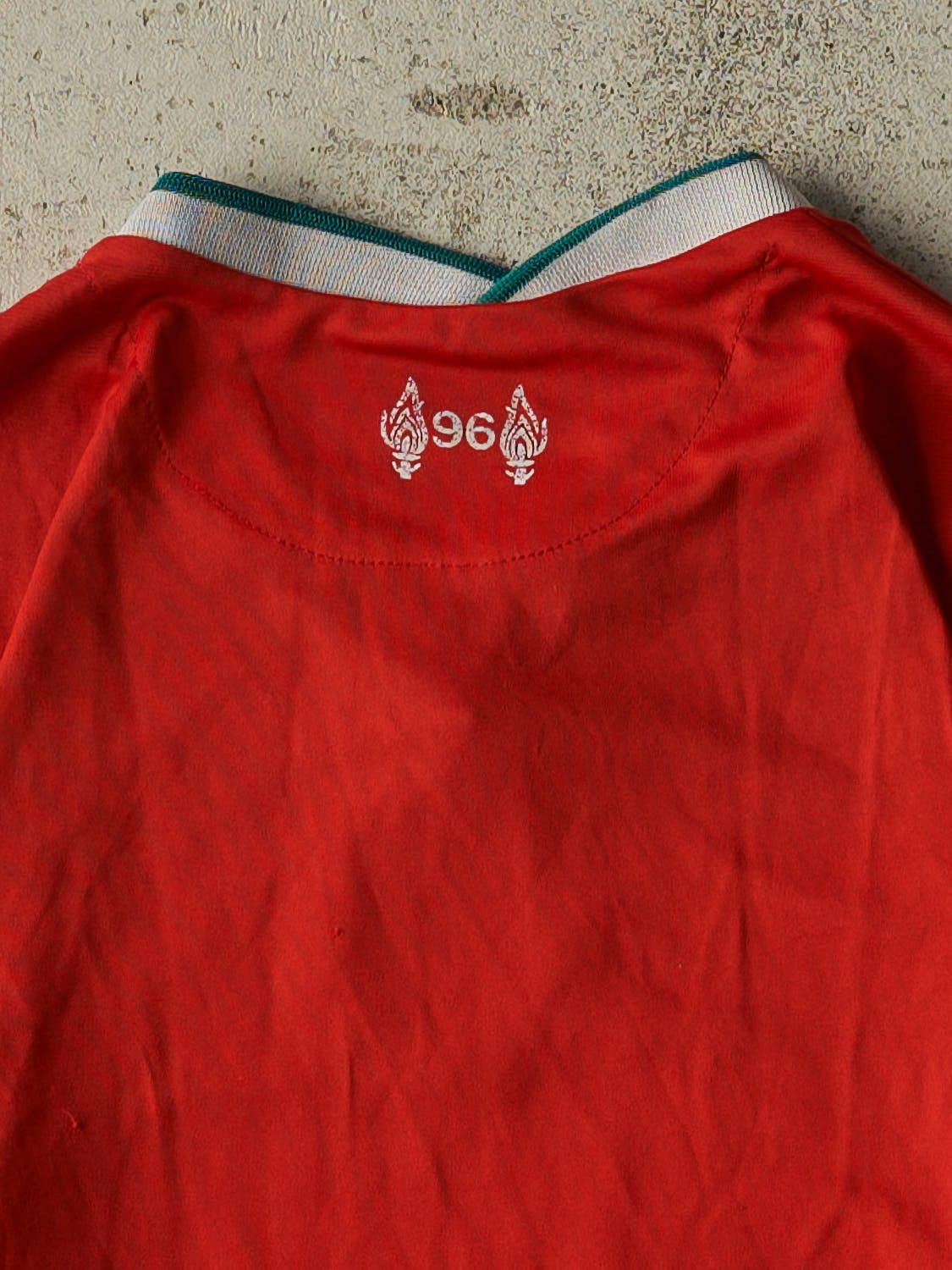 Vintage Y2K Red Nike Liverpool FC Jersey (S/M)