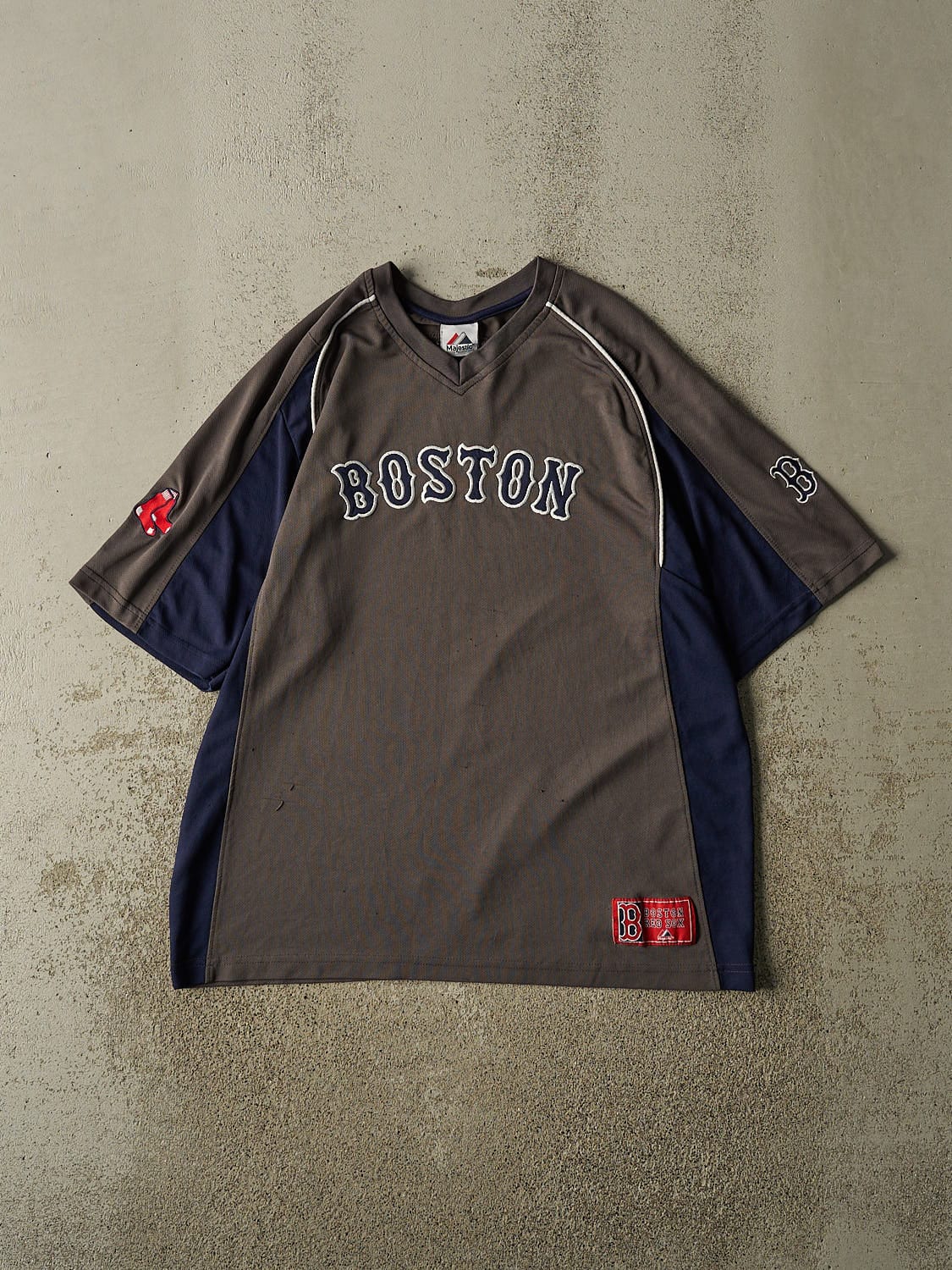 Vintage Y2K Charcoal Grey Boston Red Sox Jersey (XL)