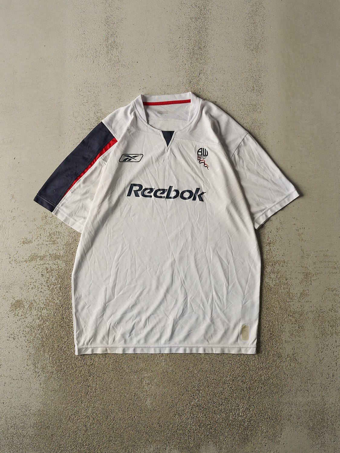 Vintage Y2K White Bolton Wanderers Soccer Jersey (L/XL)