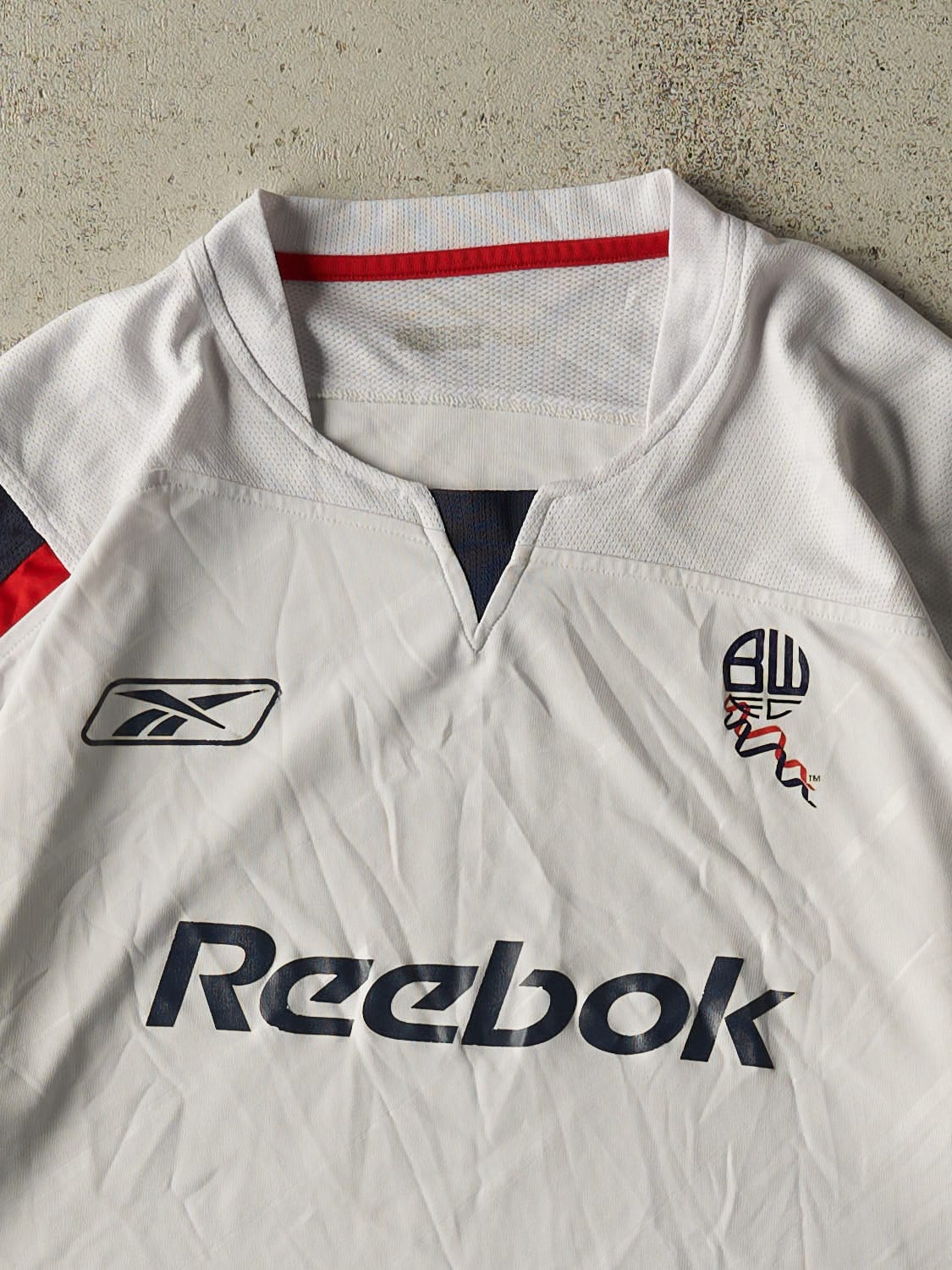 Vintage Y2K White Bolton Wanderers Soccer Jersey (L/XL)