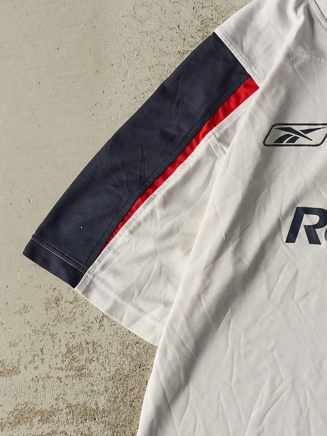 Vintage Y2K White Bolton Wanderers Soccer Jersey (L/XL)