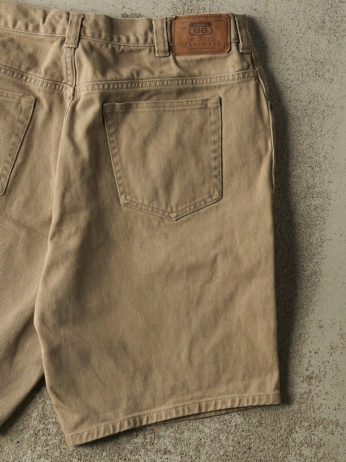 Vintage 90s Beige Route 66 Shorts (35x9)
