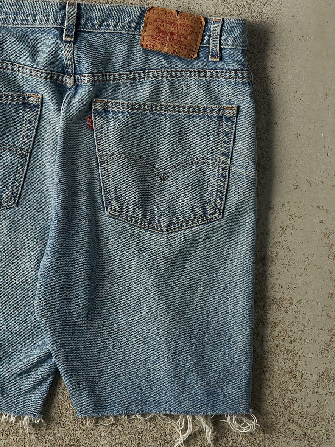 Vintage 90s Light Wash Levi's 505 Cut Off Jean Shorts (37x9.5)