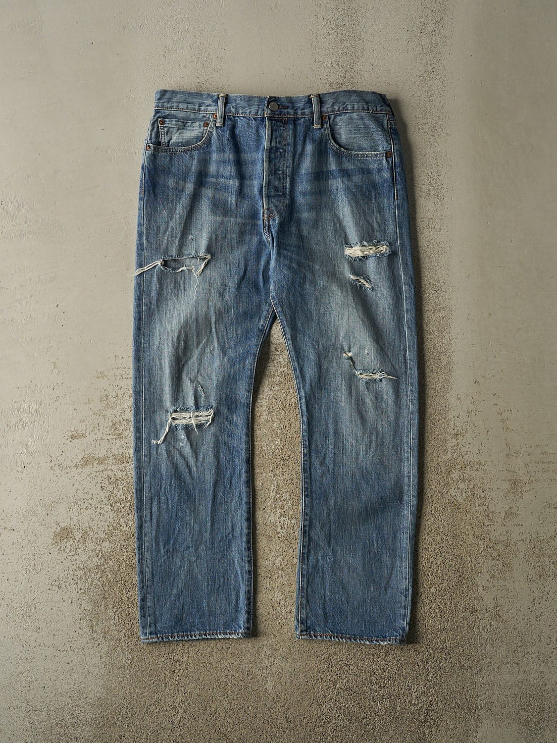 Vintage Y2K Dark Wash Levi's 501 Jeans (35x29.5)