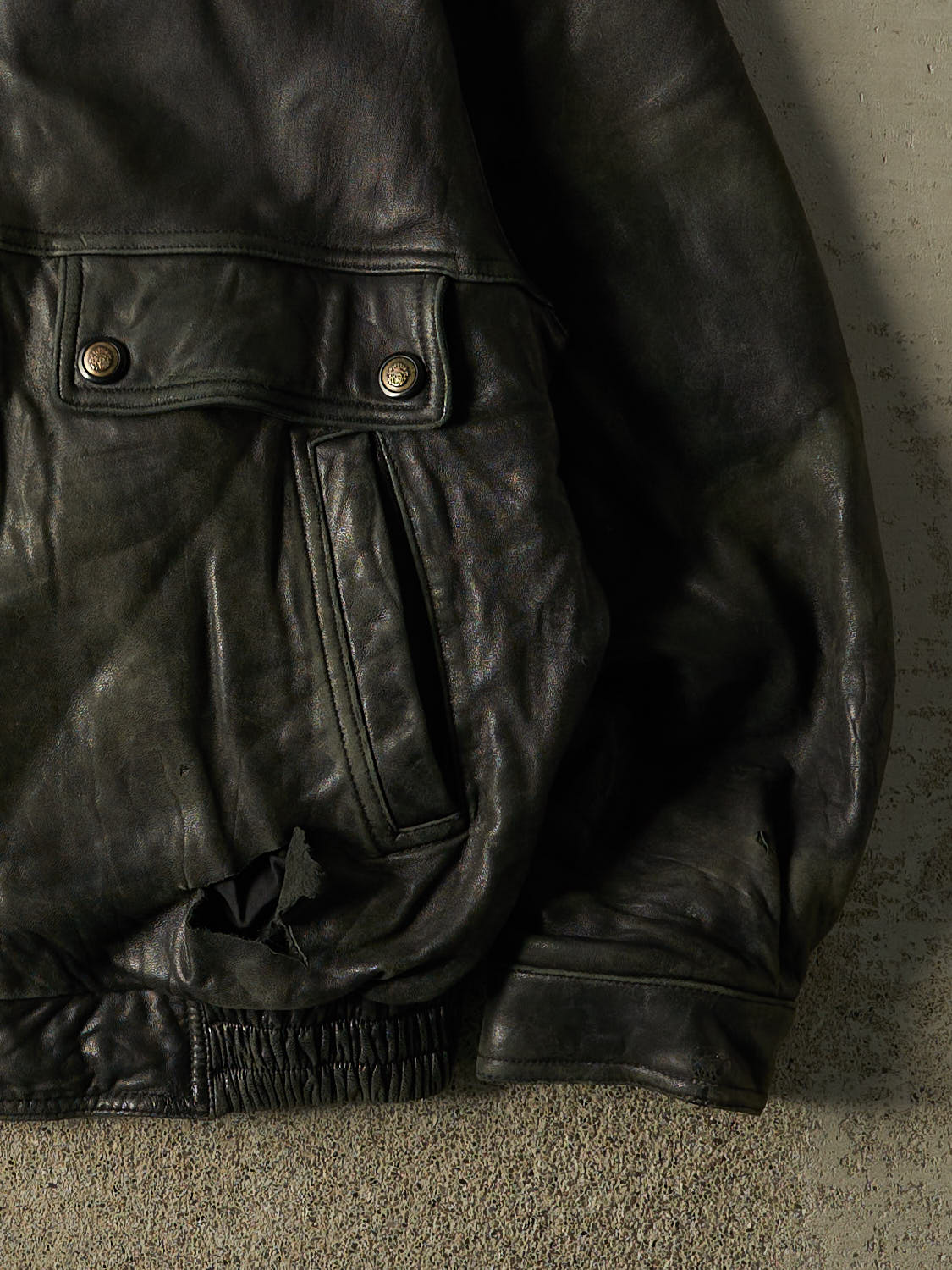 Vintage 90s Black Danier Bomber Leather Jacket (XL/XXL)