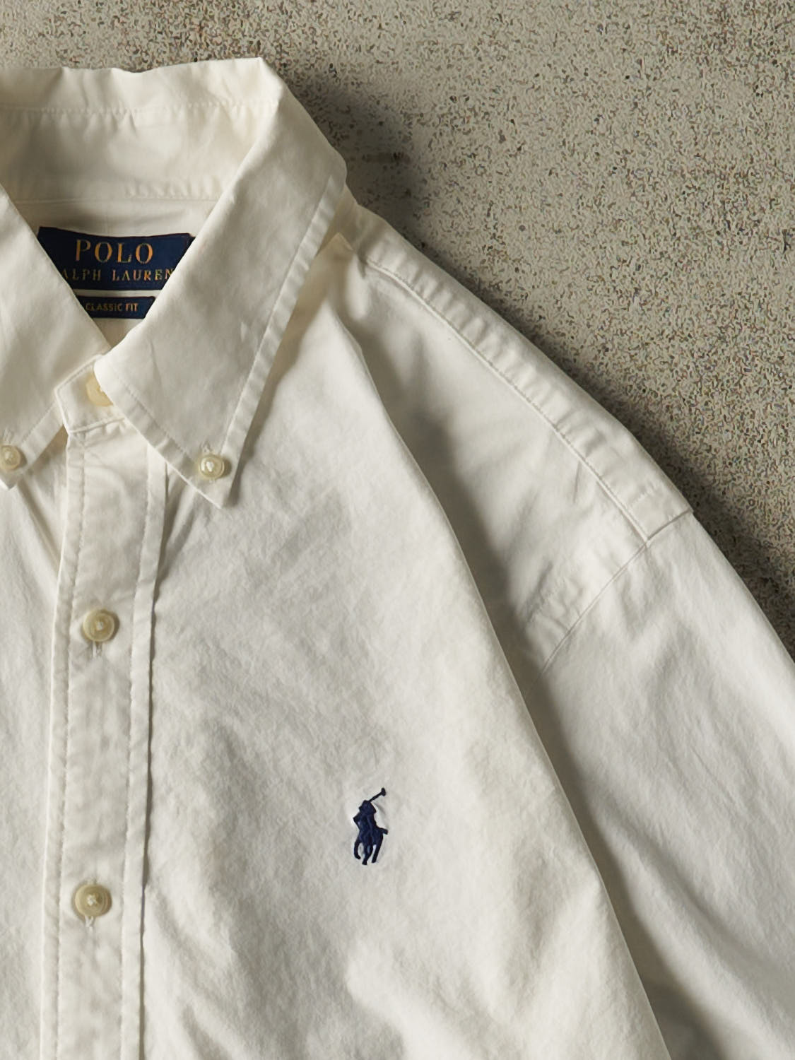Vintage Y2K White Polo Cropped Long Sleeve Button Up (XS/S)