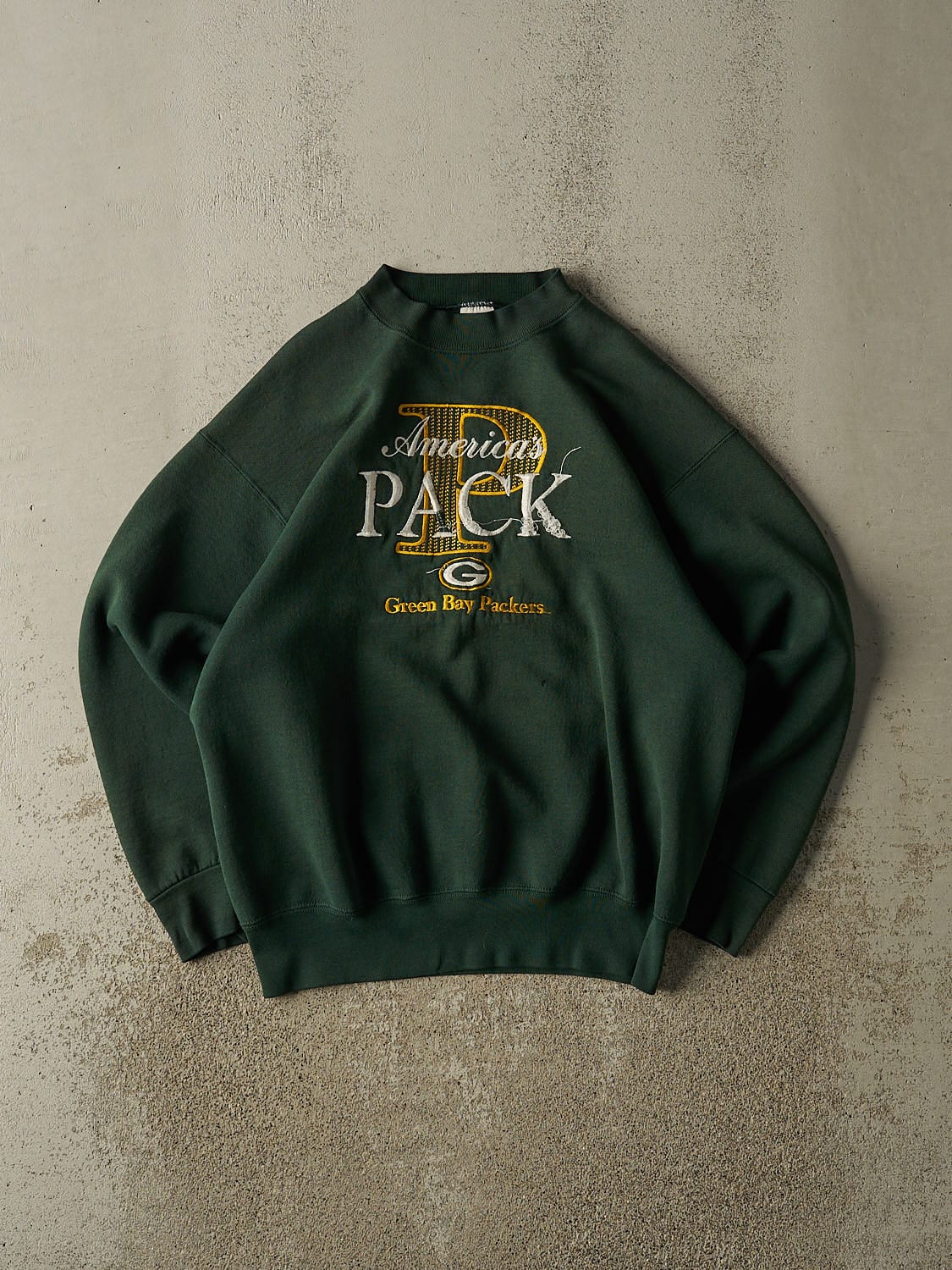 Vintage 90s Green Green Bay Packers Embroidered Crewneck (L)