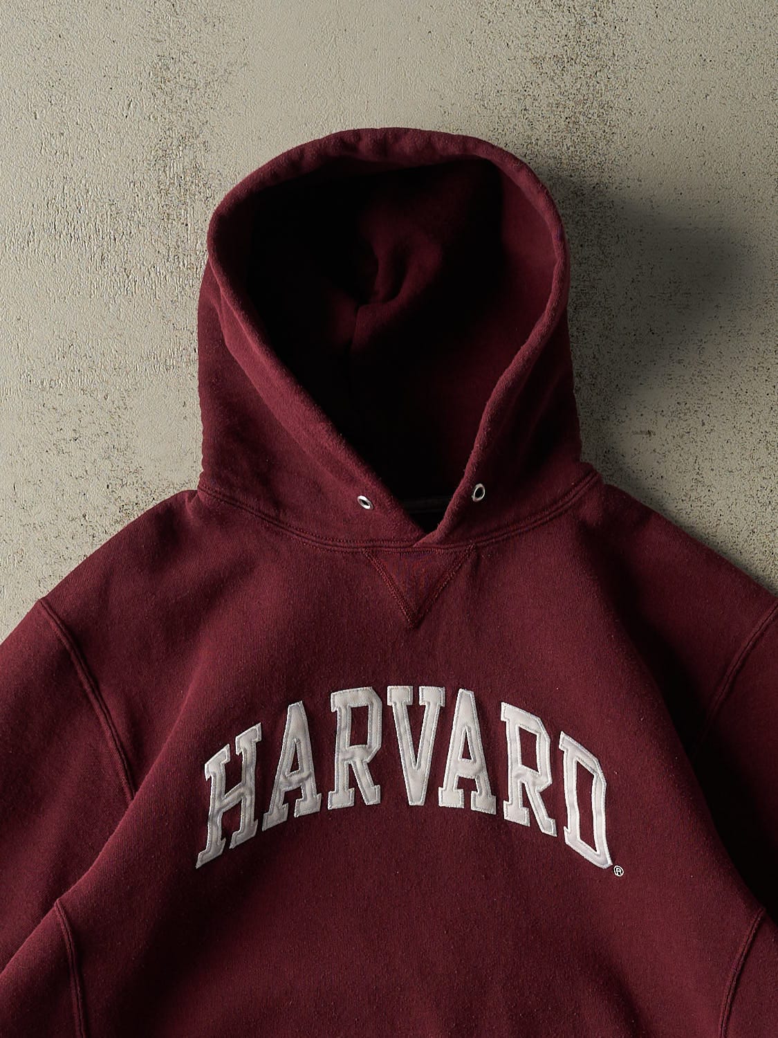 Vintage Y2K Burgundy Russell Athletic Harvard University Hoodie (M)