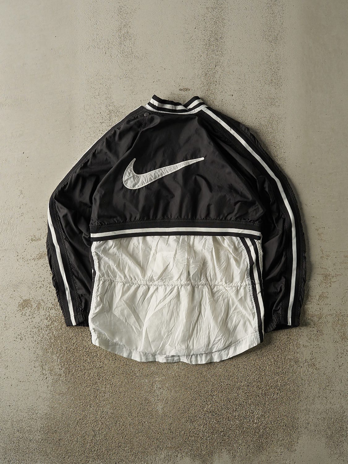Vintage 90s Black & White Nike Basketball Embroidered Windbreaker Jacket (S/M)