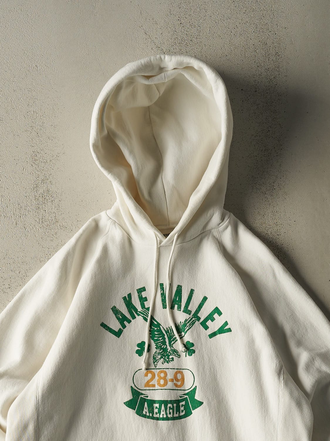 Vintage Y2K White American Eagle Lake Valley Hoodie (XL)