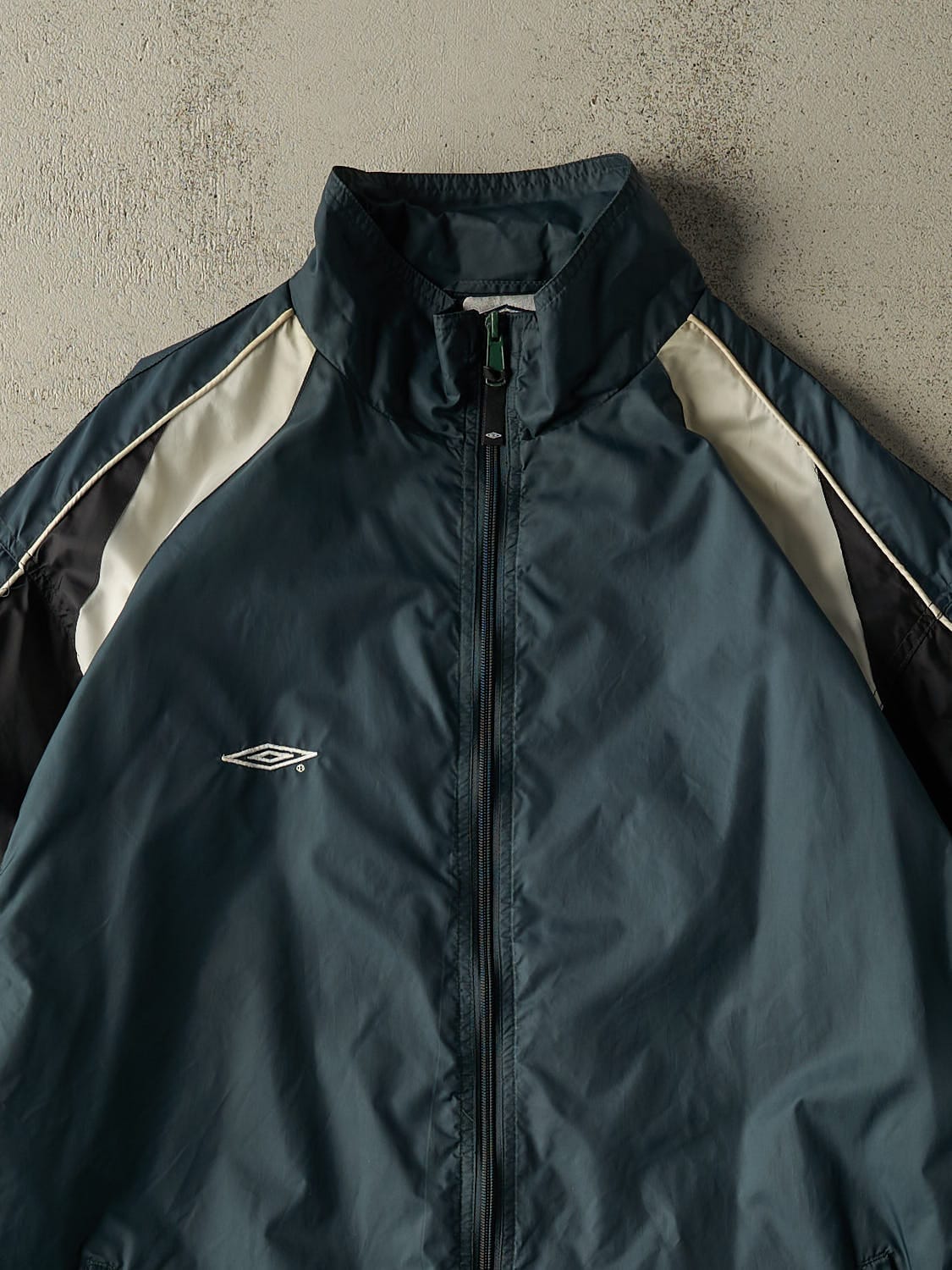 Vintage 90s Green Umbro Embroidered Windbreaker Jacket (XXL/XXXL)