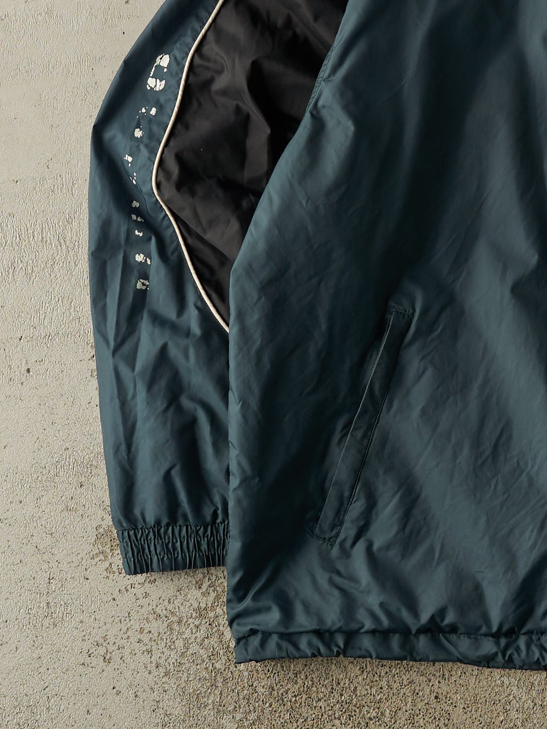 Vintage 90s Green Umbro Embroidered Windbreaker Jacket (XXL/XXXL)