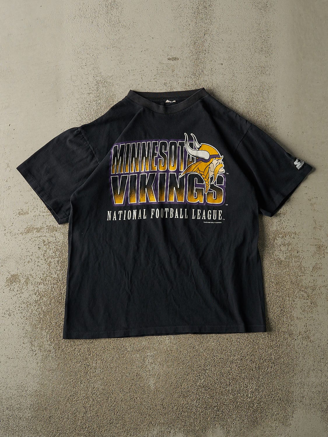 Vintage 97' Black Minnesota Vikings Single Stitch Tee (M/L)